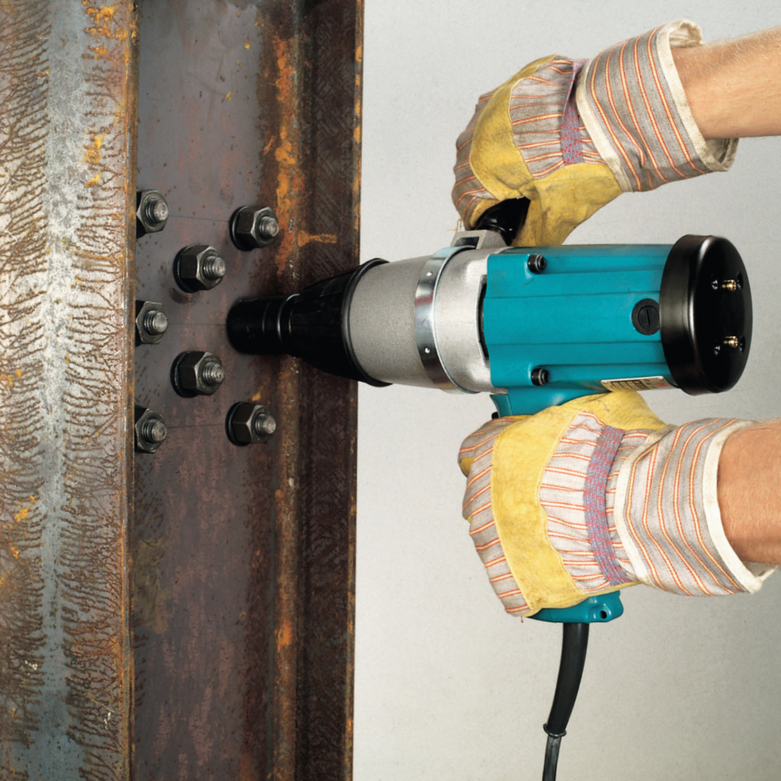 Avvitatore ad impulsi Makita 6906J