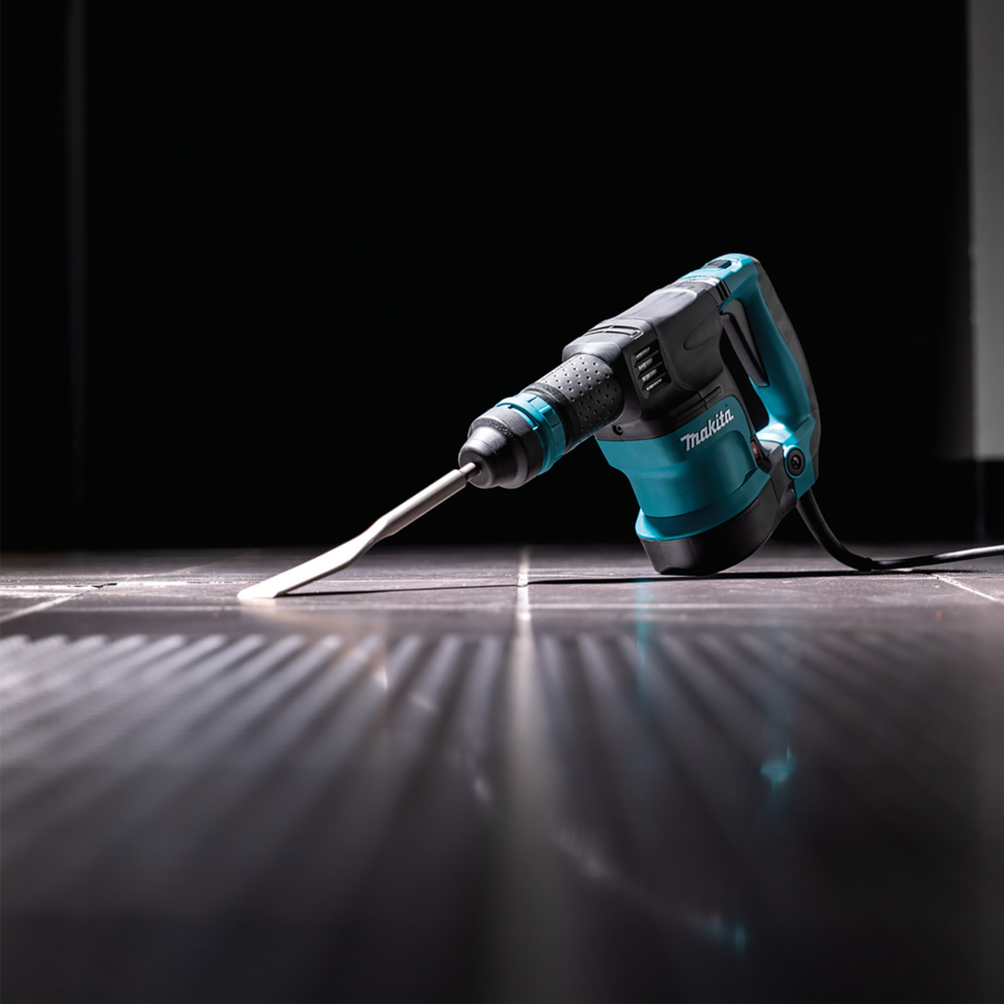 Scalpellatore Makita  HK1820