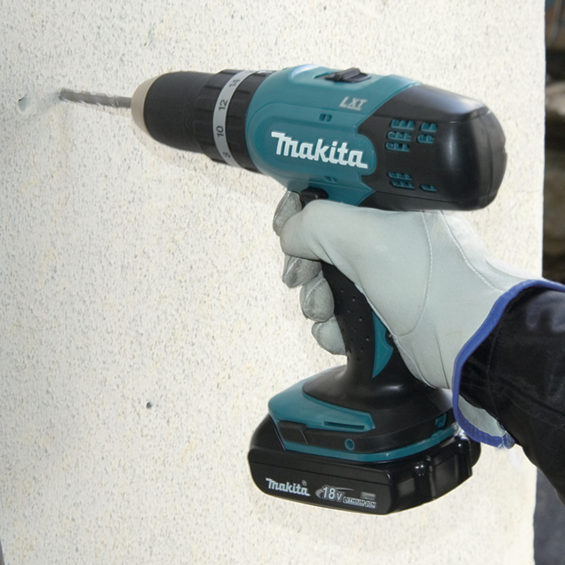 Trapano avvitatore con percussione Makita LXT ® DHP453RFE