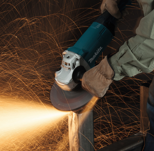 Smerigliatrice angolare Makita  GA9061R